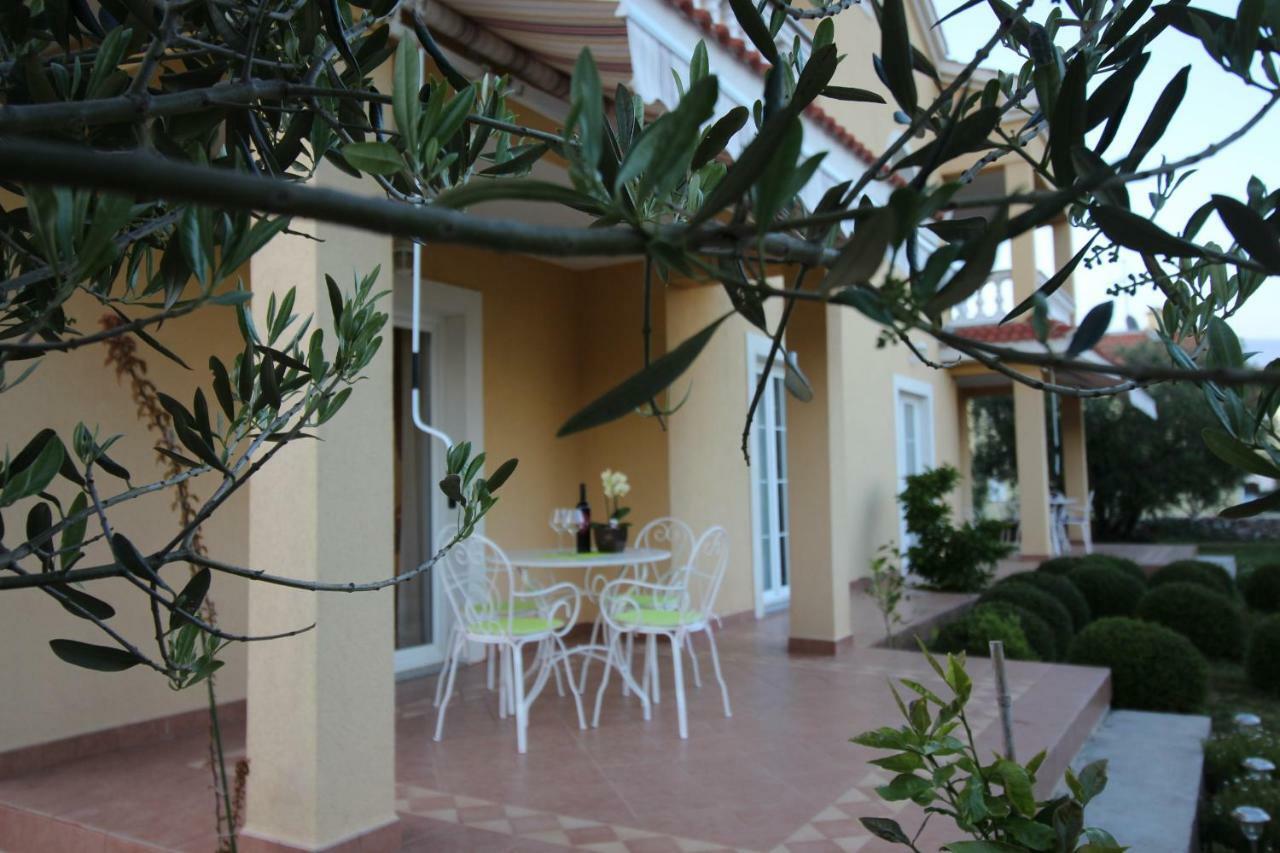 Apartmani Olea Krk Krk Town Exterior photo